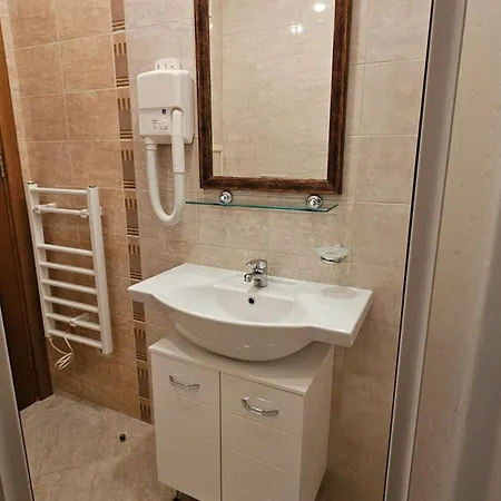 아파트 Kalianny Cozy In Santa Marina With Pool & Terrace 소조폴