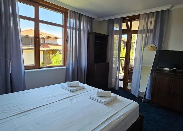 Kalianny In Santa Marina Escape From Daily Routine *